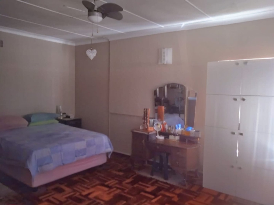 4 Bedroom Property for Sale in Hospitaalpark Free State